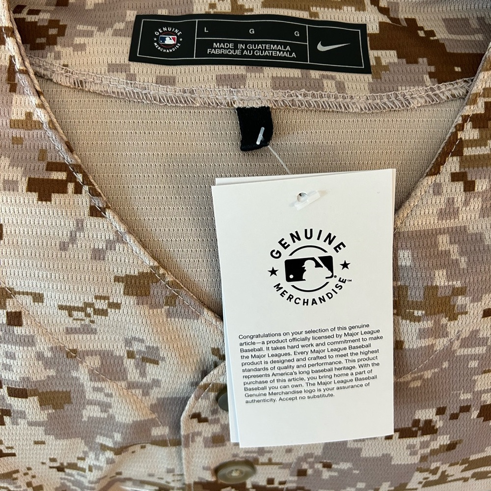 Nike San Diego Padres Baseball MLB Camo Jersey Men’s Sz: L - Picture 4 of 6